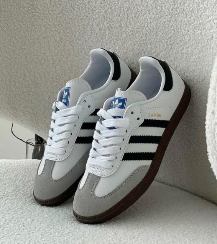 SAMBA Sneakers (Copy)